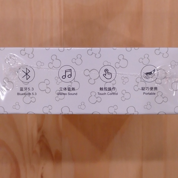 Disney Minnie Mouse Noise Cancelling Wireless Earbuds Headphones - Picture 10 of 14